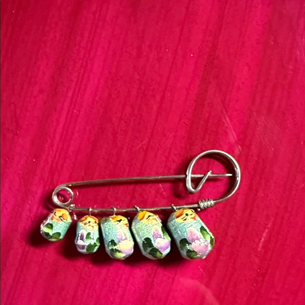 Vintage Russian nesting dolls brooch